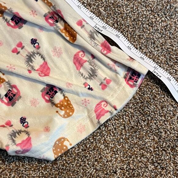Sleep & Co Women's Gnome Winter Pajama Set. Size XL - Picture 4 of 8
